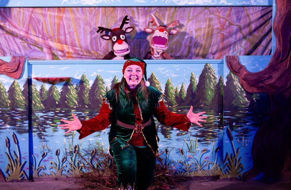 Be WIL Derwood Presents Christmas 5