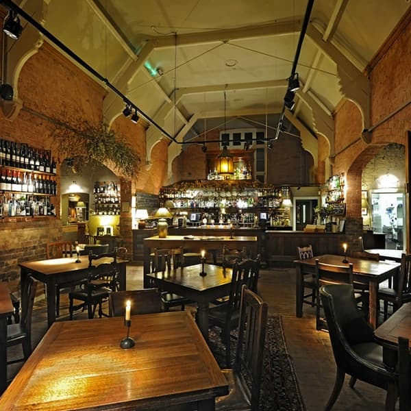 Cholmondeley Arms