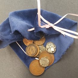 Coins and purses1