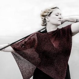 Eliza Carthy by Judith Burrows scaled