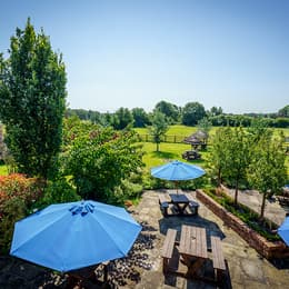 Fishpool Inn 01