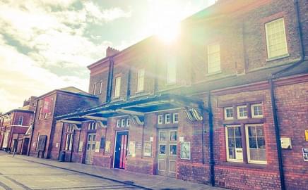 Parr Hall 03