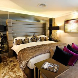 Stay Superior Room image3 1024x640