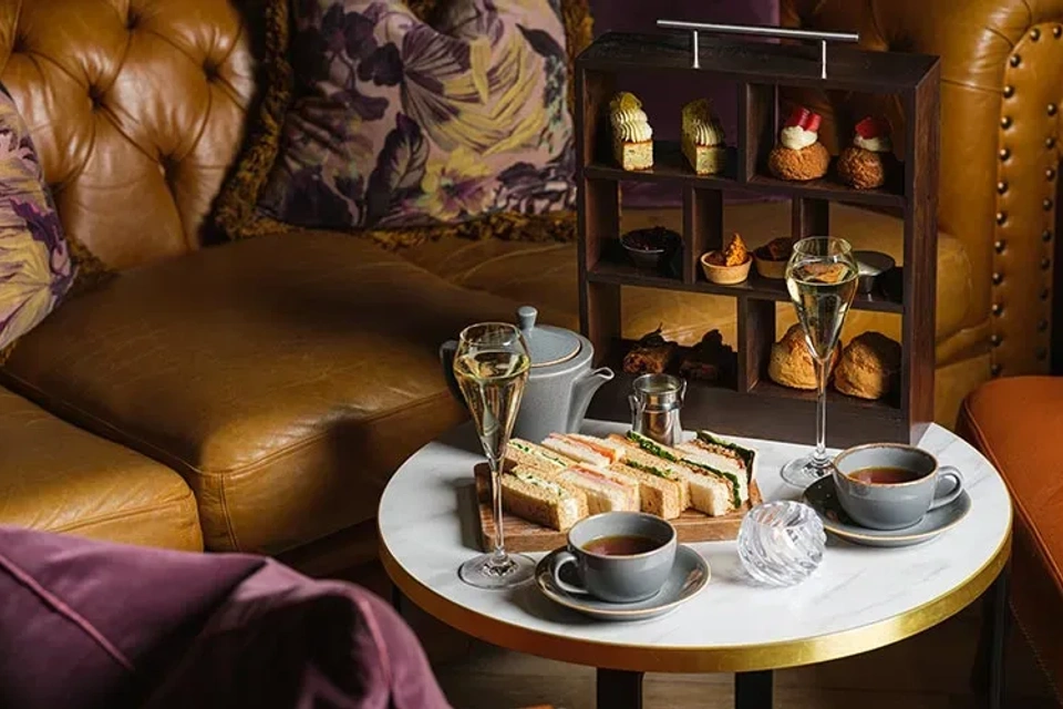 Afternoon tea 800x500 1