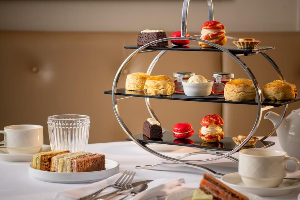 Afternoon tea rhh 2400