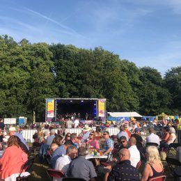 Carnivalfamily funattractionsfairgroundmusicfood funeventsentertainment